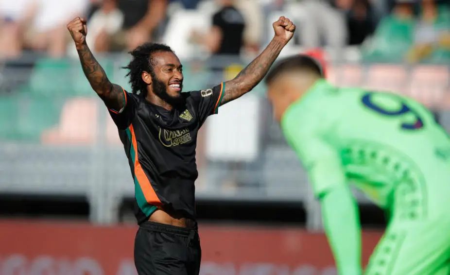 爱游戏网页版-热那亚坐镇主场，击败对手取得胜利的简单介绍