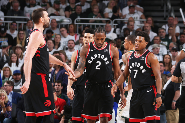 包含猛龙队主场击败灰熊队,全队精彩发挥的词条 包含猛龙队主场击败灰熊队,全队精彩发挥的词条