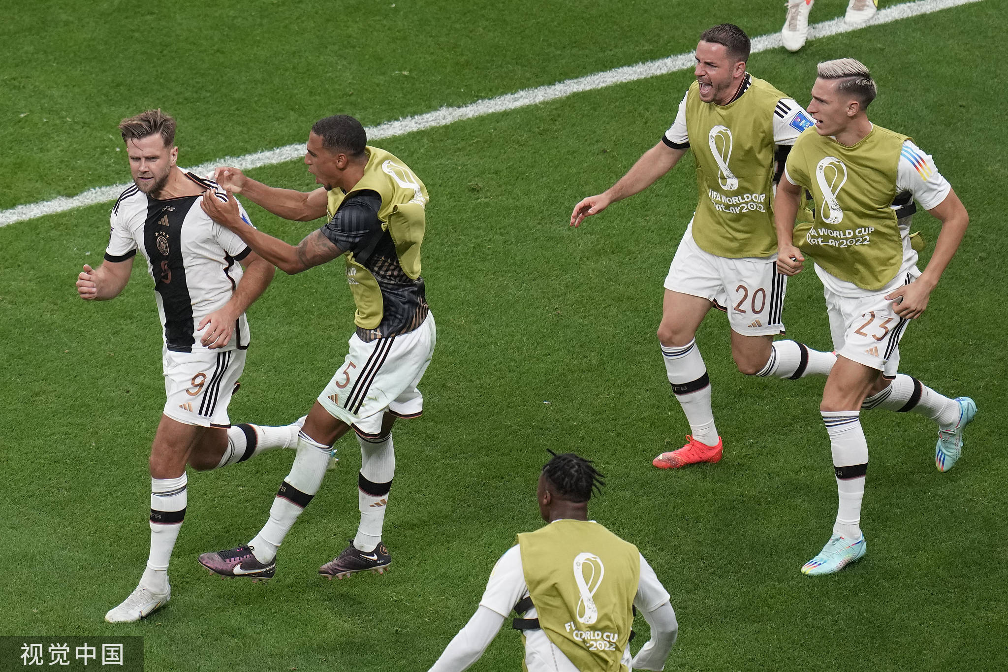 德国巨人提前出局，未能称霸本届比赛