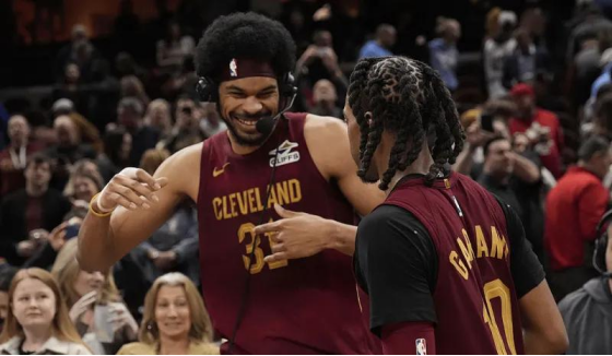 旧黄蜂队遭受失败,东部前十希望薄弱 旧黄蜂队遭受失败,东部前十希望薄弱